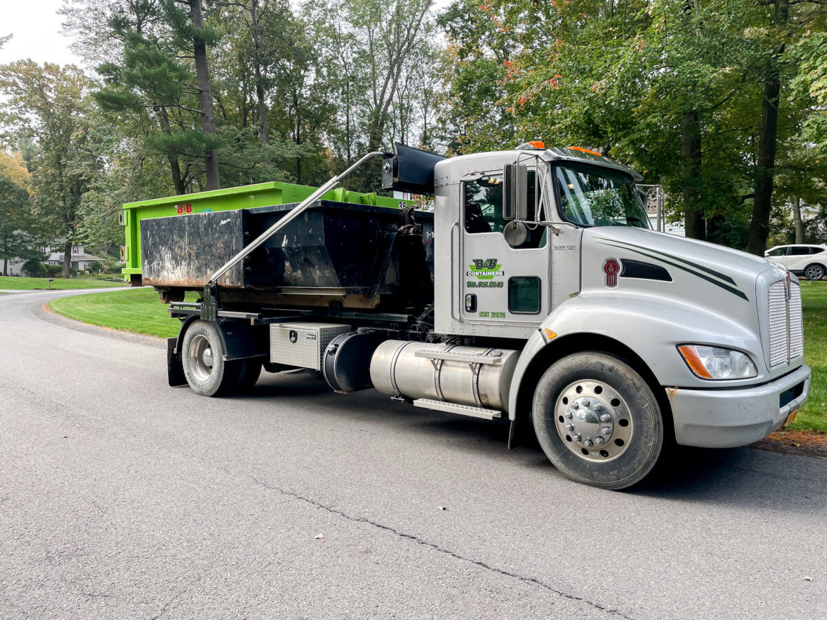 Dumpster Rentals Albany, NY - B&B Containers Inc.